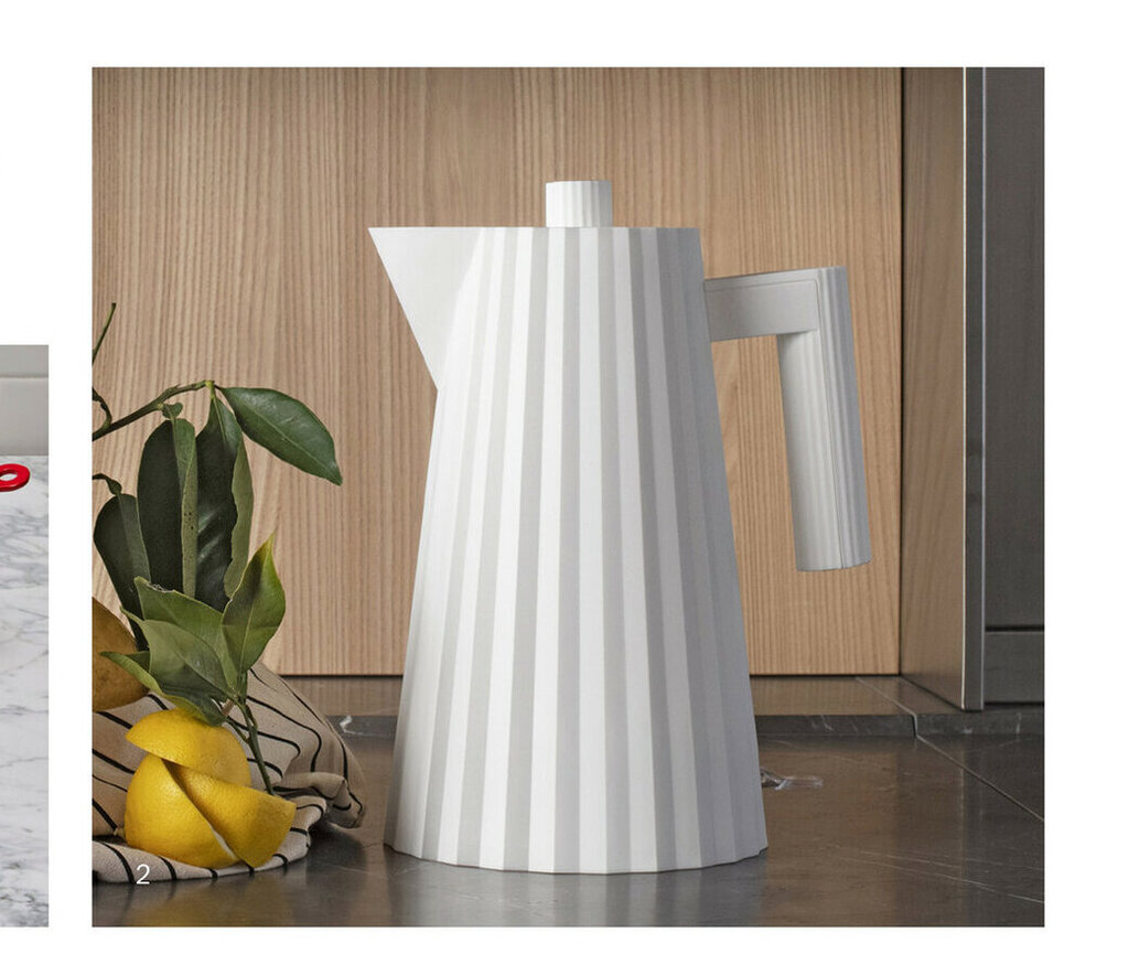 Plisse Electric Kettle aanbieding bij MoMa Design Store