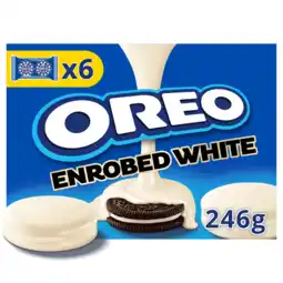 PLUS Oreo Koekjes omhuld met witte chocolade aanbieding