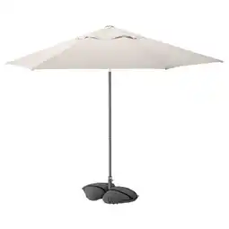 IKEA JoggesÖ crèmekleurige parasol voor buiten met kanteling, aluminium paal, grijze zandzakken aanbieding