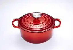 Bol.com Le Creuset Signature Braad-/stoofpan - Ø 28 cm - kersen Rood aanbieding