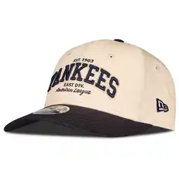 Foot Locker New Era 9FORTY Petten Unisex - Beige - Maat YOUTH aanbieding