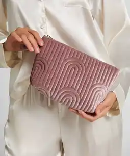 Hunkemoller Hunkemöller Velours make-up tasje klein aanbieding