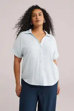 Wehkamp WE Fashion Curve gestreepte blouse lichtblauw aanbieding