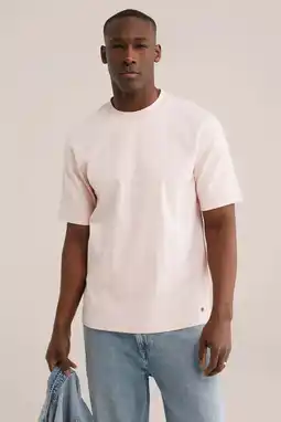 Wehkamp WE Fashion relaxed gestreepte T-shirt lichtroze aanbieding
