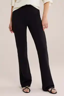 Wehkamp WE Fashion jersey flared regularwaist flared broek zwart aanbieding
