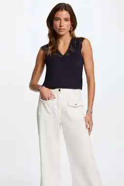 Wehkamp Morgan top met kant marineblauw aanbieding