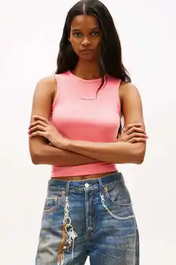 Wehkamp Tommy Jeans mouwloze top zalm rib gebreid aanbieding