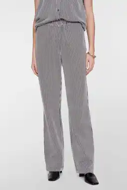 Wehkamp Geisha bootcut regularwaist gestreepte casual broek met krijtstreep zwart aanbieding