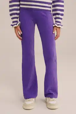 Wehkamp WE Fashion fluwelen flared broek donkerpaars aanbieding