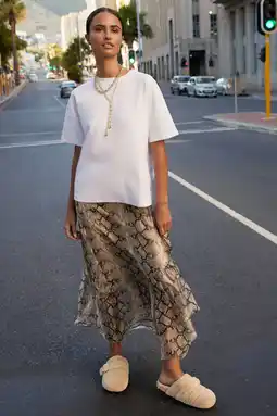 Wehkamp Shoeby midi rok strokenrok met dierenprint lichtbruin aanbieding