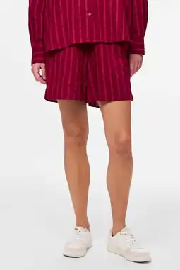 Wehkamp PIECES regularwaist gestreepte casual short rood aanbieding