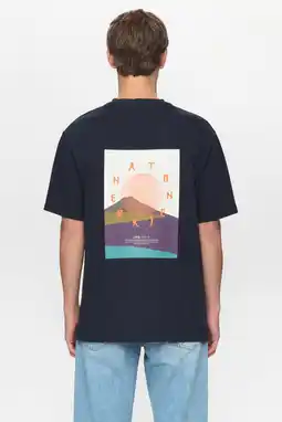 Wehkamp Anerkjendt regular T-shirt met backprint donkerblauw aanbieding