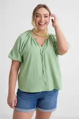 Wehkamp GREAT LOOKS crinkle top met strikkraag lichtgroen aanbieding
