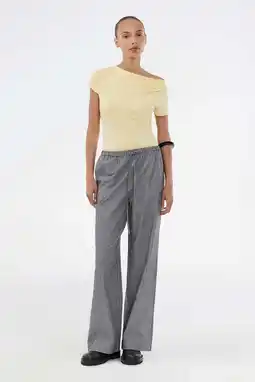 Wehkamp Modström asymmetrische top lichtgeel aanbieding