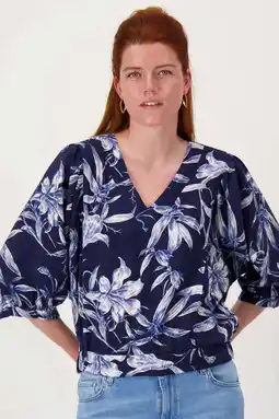 Wehkamp Zusss gebloemde blousetop donkerblauw aanbieding