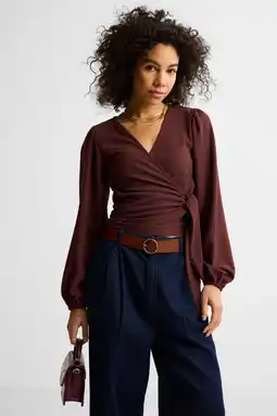 Wehkamp Ruby crinkle overslagtop donkerbruin aanbieding