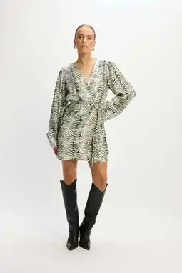 Wehkamp Refined Department wikkel-/overslagjurk ecru aanbieding