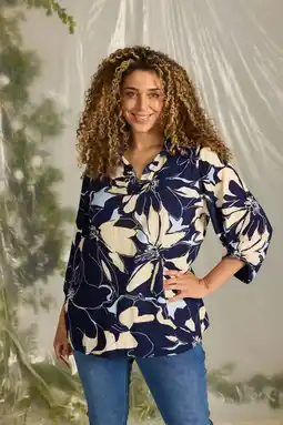 Wehkamp Zhenzi gebloemde blousetop donkerblauw aanbieding