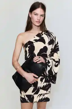 Wehkamp Mango one shoulder jurk ecru aanbieding