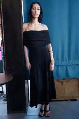 Wehkamp Mango off shoulder jurk zwart aanbieding