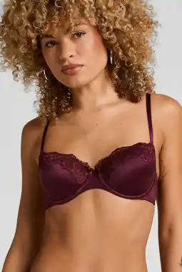 Wehkamp Hunkemöller voorgevormde beugelbh Lace & Shine donkerrood aanbieding