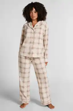 Wehkamp Hunkemöller fleece pyjama ecru/lichtbruin aanbieding