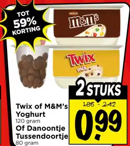 Vomar Voordeelmarkt Twix of M&M's Yoghurt Of Danoontje Tus aanbieding