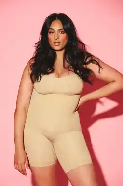 Wehkamp NIKKIE medium corrigerende bodysuit lichtbeige aanbieding
