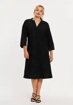 Wehkamp YOEK jacquard midi jurk Plus Size - zwart aanbieding