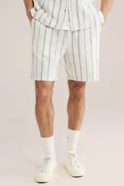 Wehkamp WE Fashion gestreepte casual short ecru aanbieding