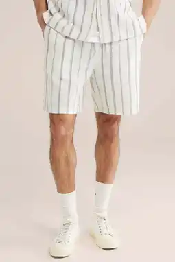 Wehkamp WE Fashion gestreepte casual short ecru aanbieding