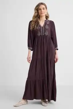 Wehkamp Anytime crinkle maxi jurk met borduursel donkerbruin aanbieding