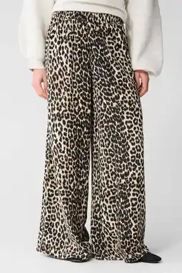 Wehkamp Shoeby wide leg highwaist broek met panterprint bruin aanbieding