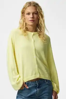 Wehkamp PIECES vest geel gebreid aanbieding