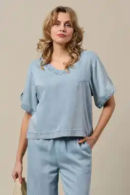 Wehkamp Co Woman top lichtblauw aanbieding