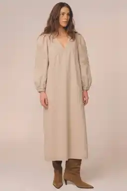 Wehkamp Gossia denim maxi jurk met borduursels en pofmouwen beige aanbieding