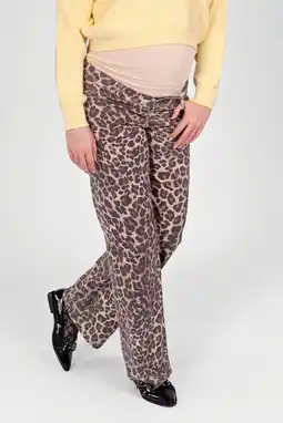 Wehkamp LOVE2WAIT straight regularwaist zwangerschaps casual broek met panterprint bruin aanbieding