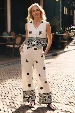 Wehkamp Sanny x LOLALIZA x Wehkamp wide leg regularwaist broek ecru aanbieding