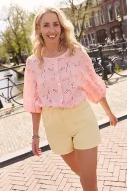Wehkamp Sanny x LOLALIZA x Wehkamp denim regularwaist short geel aanbieding