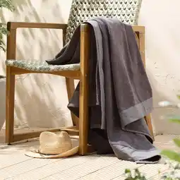 Wehkamp BEACHWAVE strandlaken Edge - antraciet (velours) (200x100 cm) aanbieding