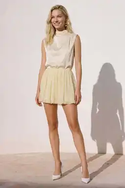 Wehkamp VERO MODA korte rok met plooien - lichtgeel aanbieding