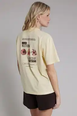 Wehkamp Pink Noir T-shirt met backprint lichtgeel aanbieding