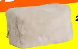 Kwantum Etui Fluffy Off White aanbieding
