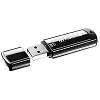Bol.com Transcend JetFlash 700 – USB-stick – 128 GB – Zwart – USB-A 3.2 Gen 1 aanbieding