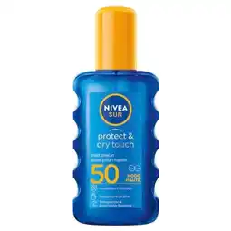 Trekpleister NIVEA Sun Protect & Dry Touch SPF50 Transparante Zonnebrandspray aanbieding