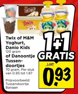 Vomar Voordeelmarkt Twix of M&M Yoghurt, Danio Kids of Danooontje Tussendoortjes aanbieding