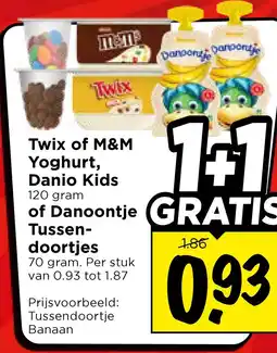 Vomar Voordeelmarkt Twix of M&M Yoghurt, Danio Kids of Danoontje Tussen- doortjes aanbieding