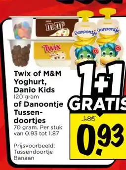 Vomar Voordeelmarkt Twix of M&M Yoghurt, Danio Kids of Danoontje Tussen- doortjes aanbieding