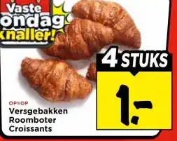 Vomar Voordeelmarkt Versgebakken Roomboter Croissants4 STUKS aanbieding