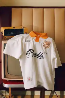 Wehkamp Equalité oversized polo - ecru aanbieding